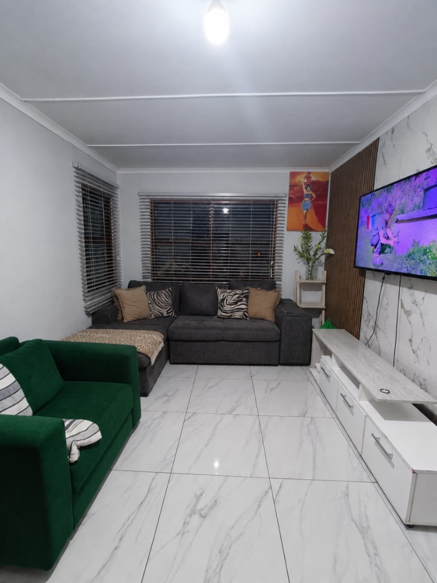 2 Bedroom Property for Sale in Amalinda Eastern Cape